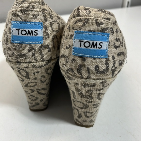 Toms Snow Leopard Peep Toe Wedge Heel Canvas Shoes, size 7.5 - Picture 10 of 14